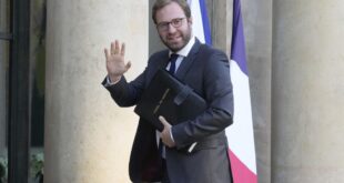 French government unveils unprecedented budget cuts for 2025