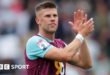 Johann Berg Gudmundsson applauds Burnley fans