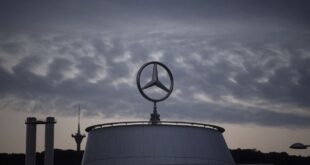 Mercedes profits driven down as Chinese demand slows