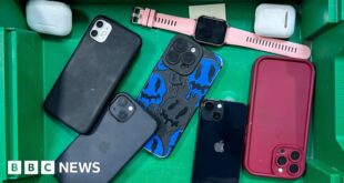 Smartphone ban: Sheffield school calls time on devices