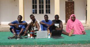 Bauchi police arrest woman and four teenagers for armed robbery, recover stolen laptops, phones, bottles of palm oil