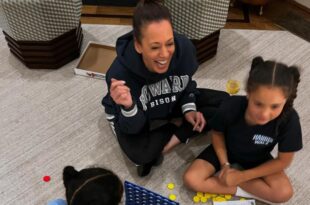 Kamala Harris? niece shares smiling photo of VP at home after she lost election