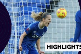 Katja Snoeijs celebrating a goal for Everton