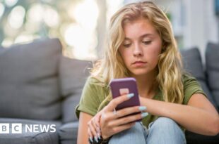 Social media ban for under-16s 'on the table' says UK government