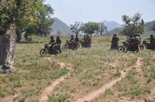 Troops arrest 73-year-old bandits