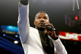 Actor Jamie Foxx to press charges in glass-throwing injury attack