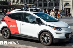 General Motors pulls plug on Cruise robotaxi project