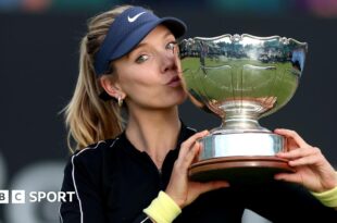 Katie Boulter kisses the Nottingham Open trophy after winning the 2024 title