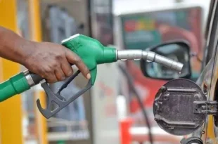 Oil marketers slash petrol price by 11.8% to N939.50 per litre