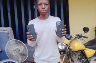 Olabisi Onabanjo University student arrested while allegedly trying to sell phones he stole