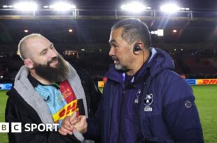 Pat Lam and Joe Marler shaking hands after the match