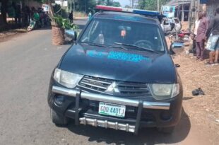 Police vans razed as unknown gunmen clash with officers in Anambra