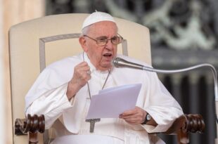 Pope Francis reveals how his assass!nat!on plot was foiled by British intelligence