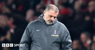 Ange Postecoglou looks despondent during Tottenham's loss to Arsenal