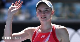 Elena Rybakina waves to the Australian Open crowd