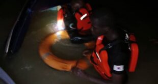 Navy rescues eight police officers and one civilian as boat capsizes in Bayelsa