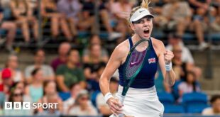 Katie Boulter clenches her fist in celebration after winning a point at the United Cup