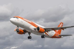 World first as EasyJet trials new paint for a lighter shade of plane